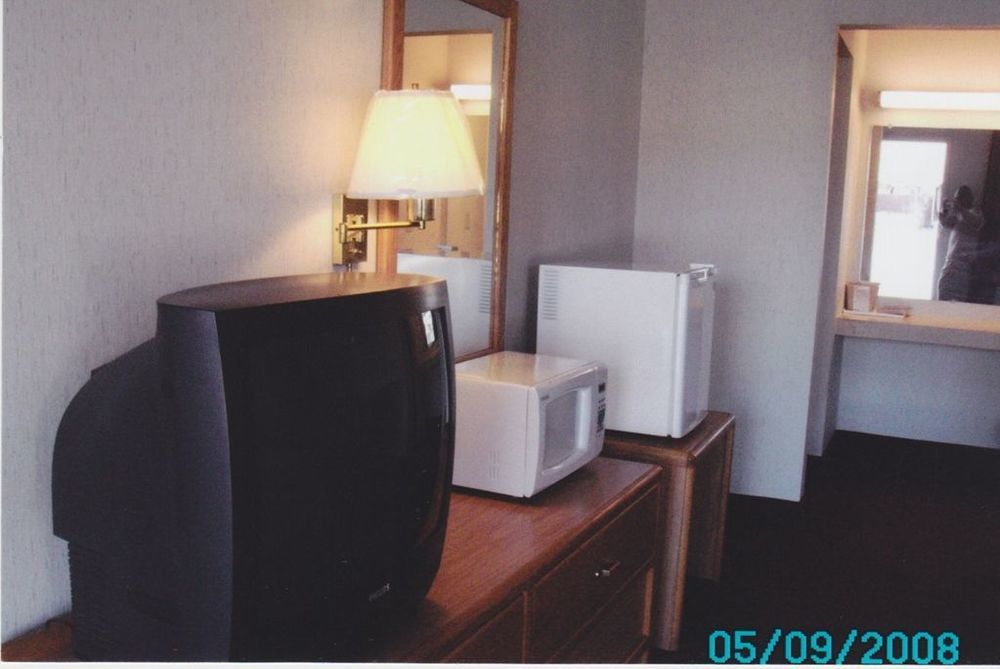 Red Roof Inn Perrysburg Habitación foto